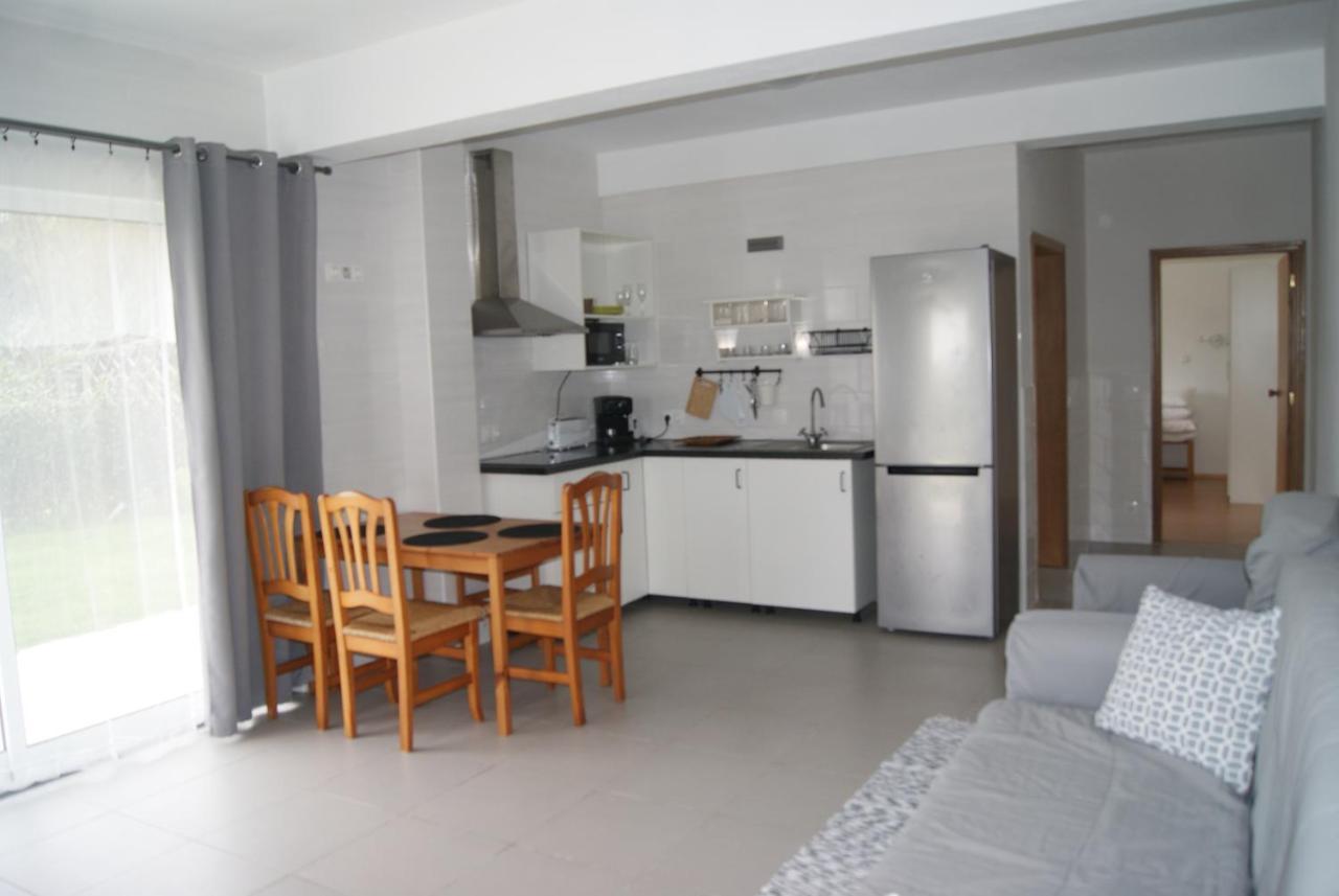 Apartamentos Praia Do Almoxarife Horta  Esterno foto