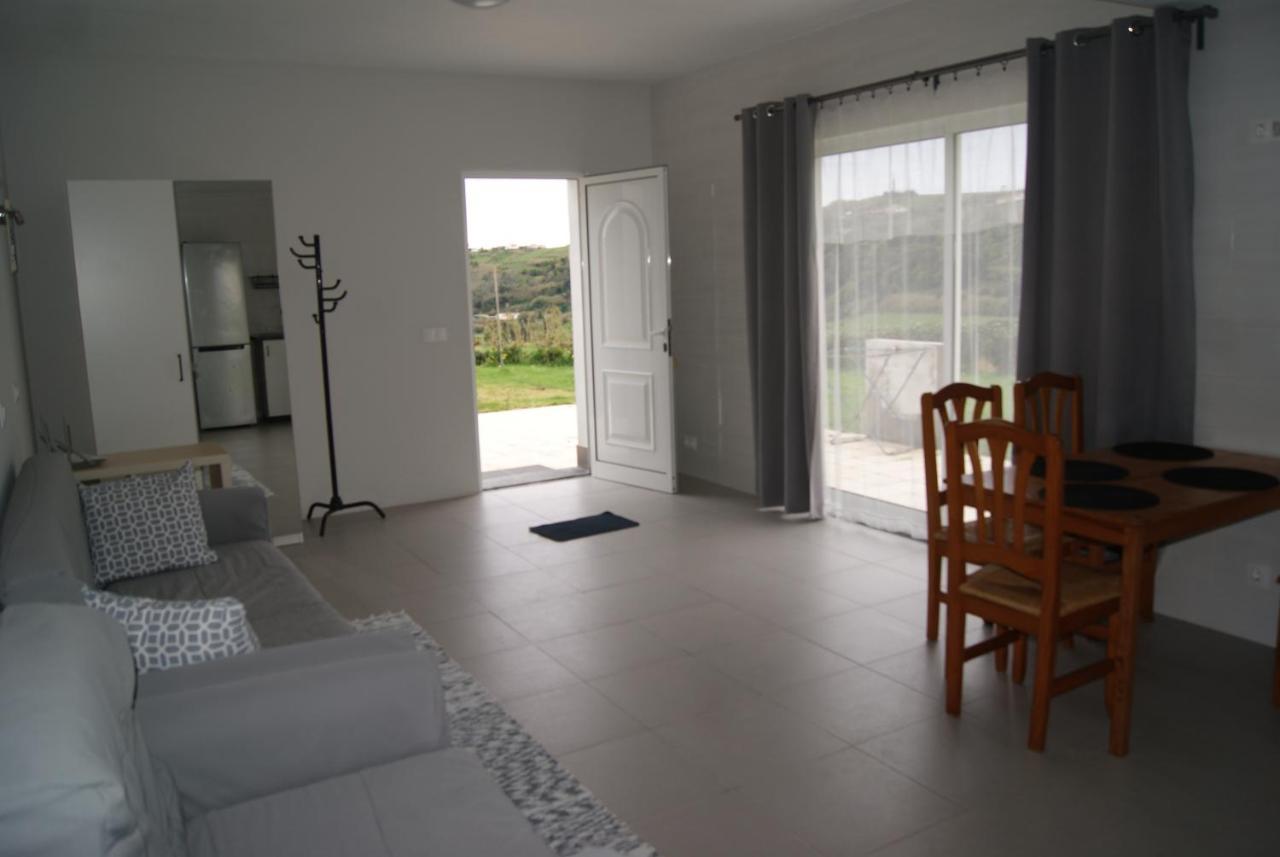 Apartamentos Praia Do Almoxarife Horta  Esterno foto